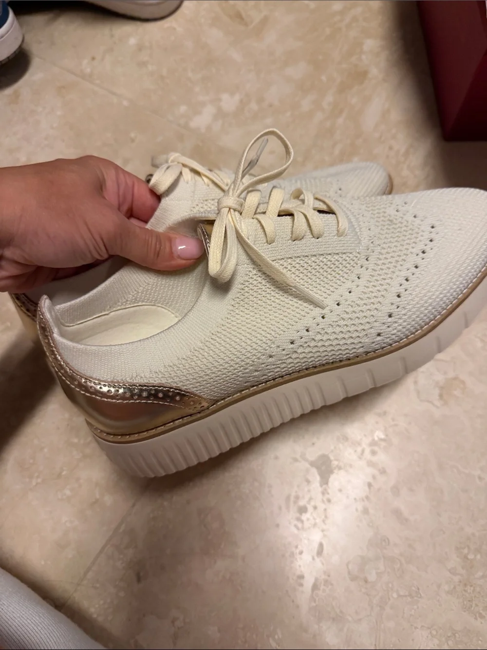 Cole Haan Women’s Platform Oxfords size 10C Wide
